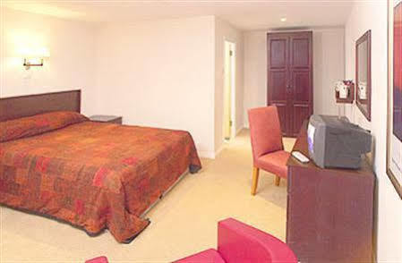 Hotel St Lawrence Luton (Bedfordshire) Exterior foto